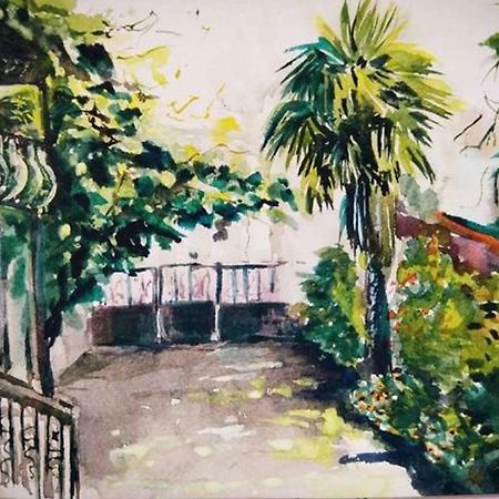 Homestay Izolda Batumi Bagian luar foto